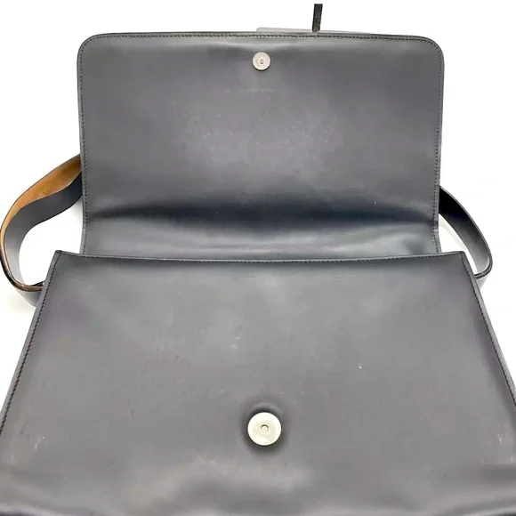 GUCCI Shoulder Bag Enamel Black Auth genuine premium quality Italian leather - Picture 7 of 10